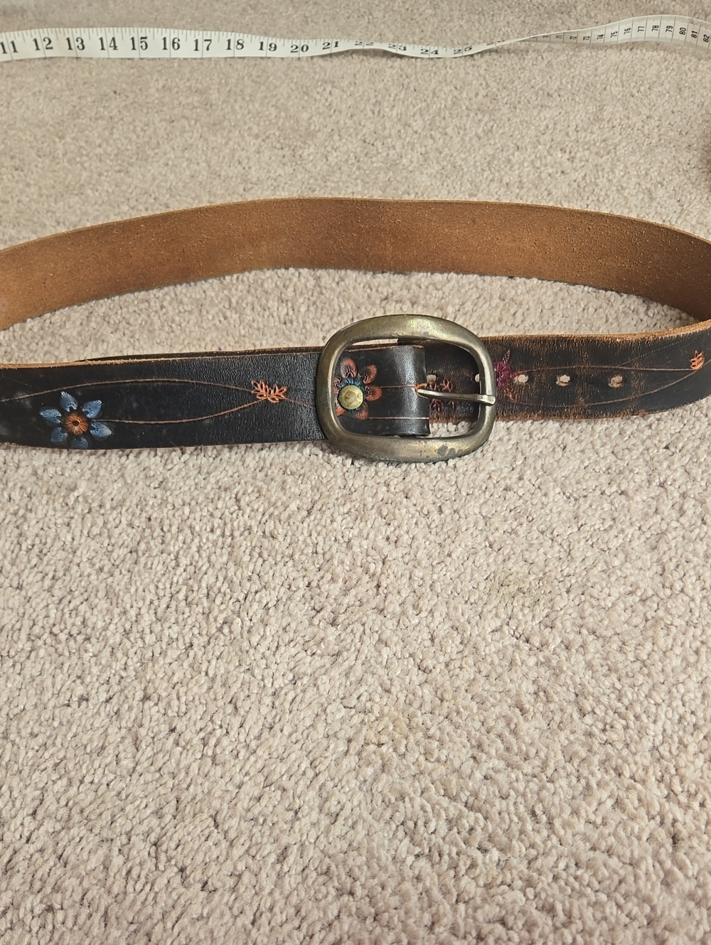 Vintage 1970's Women's Brown Leather Floral Embossed Belt with Brass Buckle